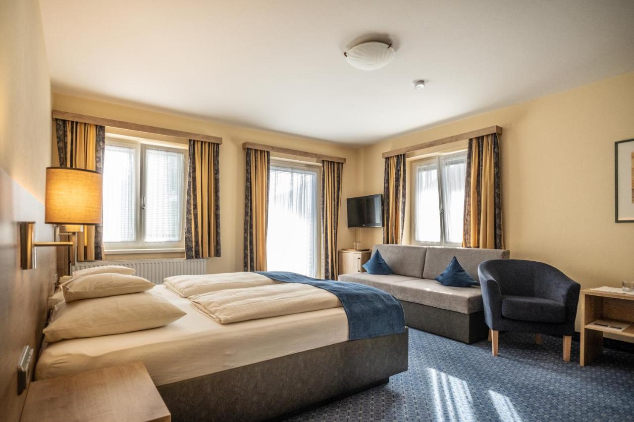 Hotel-Pension Falkensteiner Sankt Gilgen Esterno foto