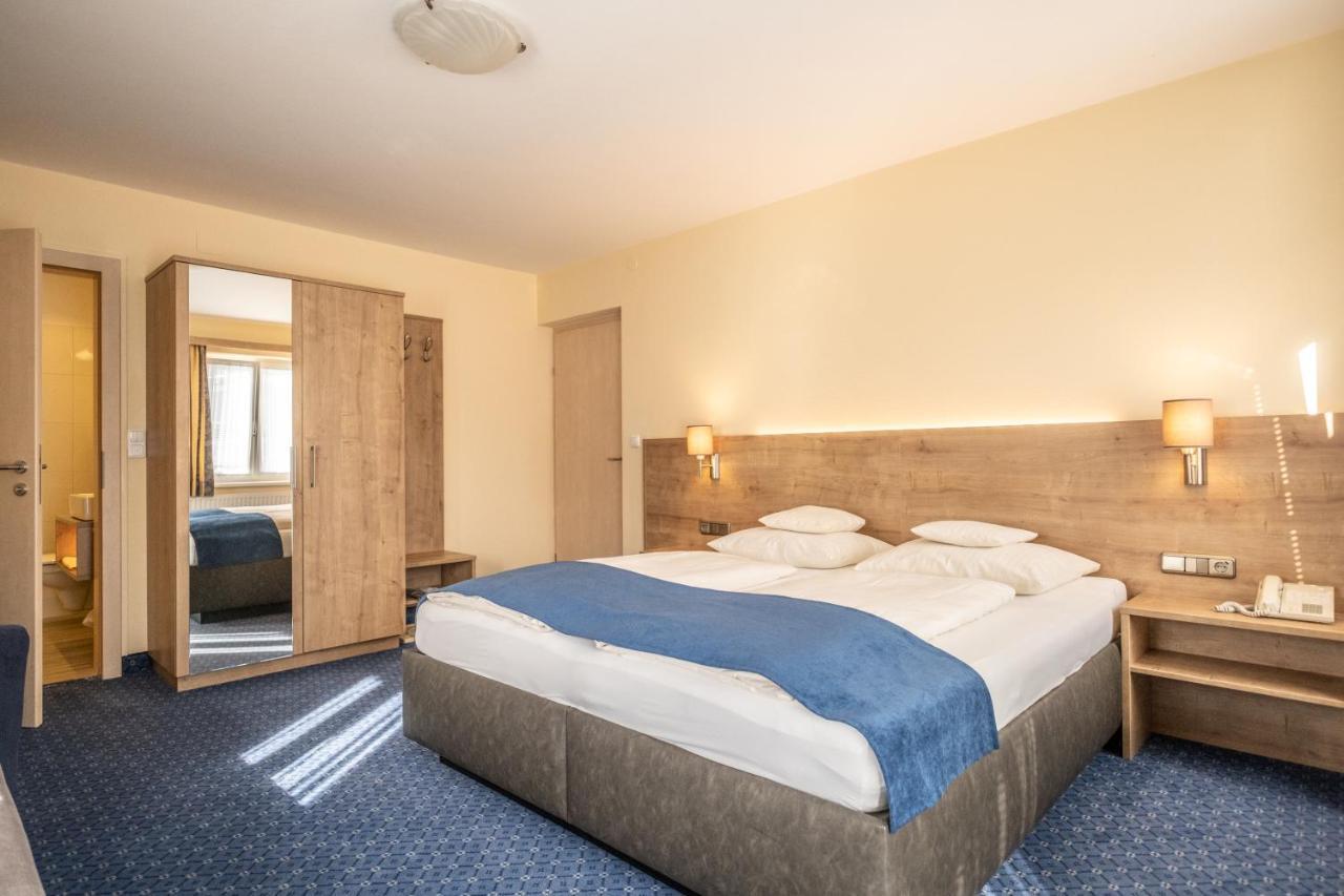 Hotel-Pension Falkensteiner Sankt Gilgen Esterno foto