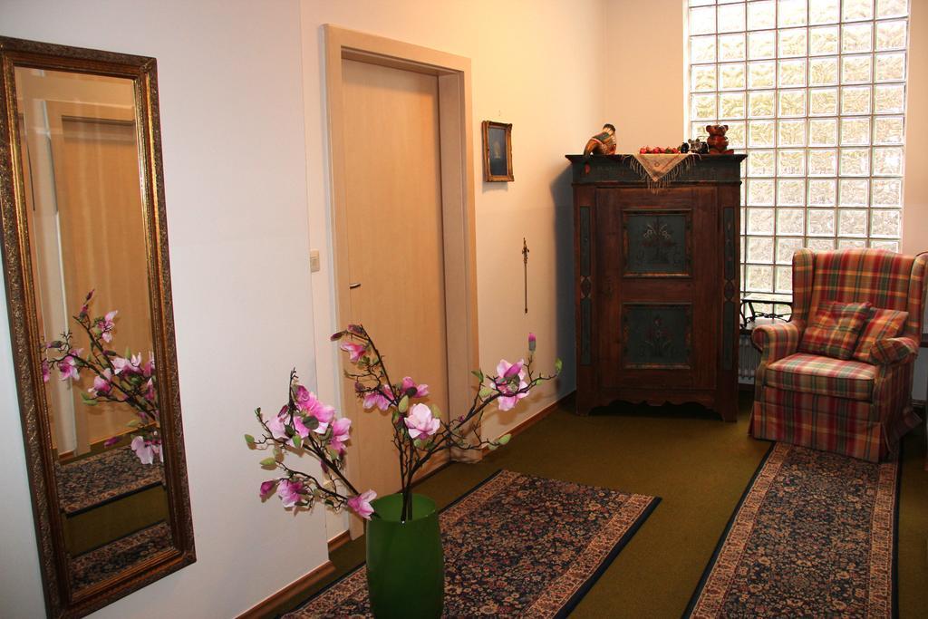Hotel-Pension Falkensteiner Sankt Gilgen Esterno foto